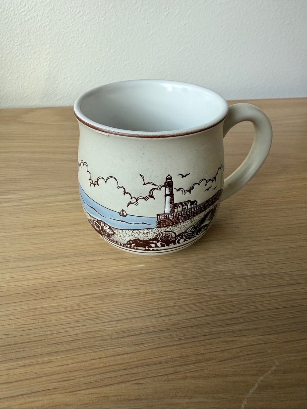 Vintage Nautical Lighthouse Coffee Mug Cup - Stoneware Beach Scene Cream & Brow - Picture 2 of 11
